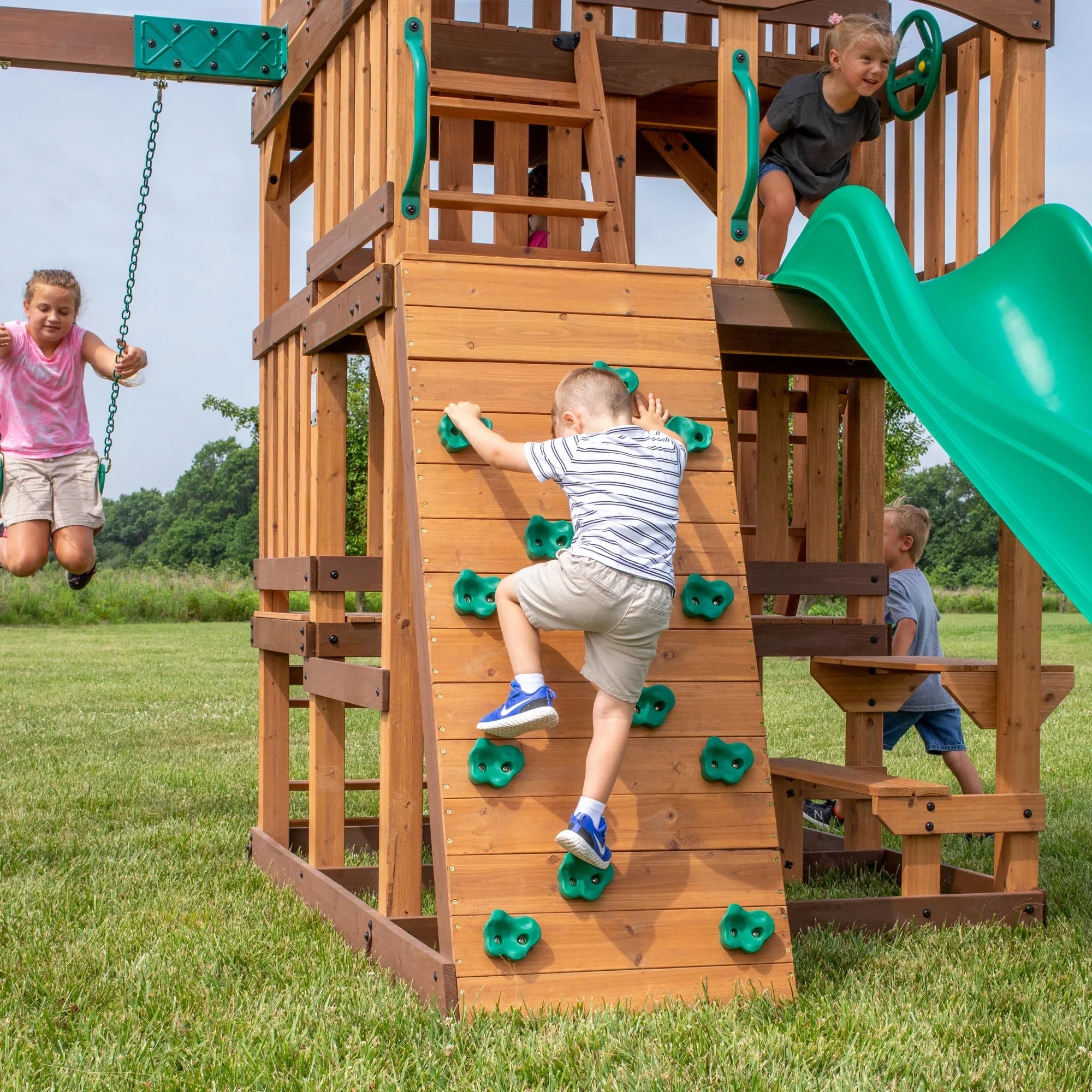 Backyard Discovery Highlander Swing Set