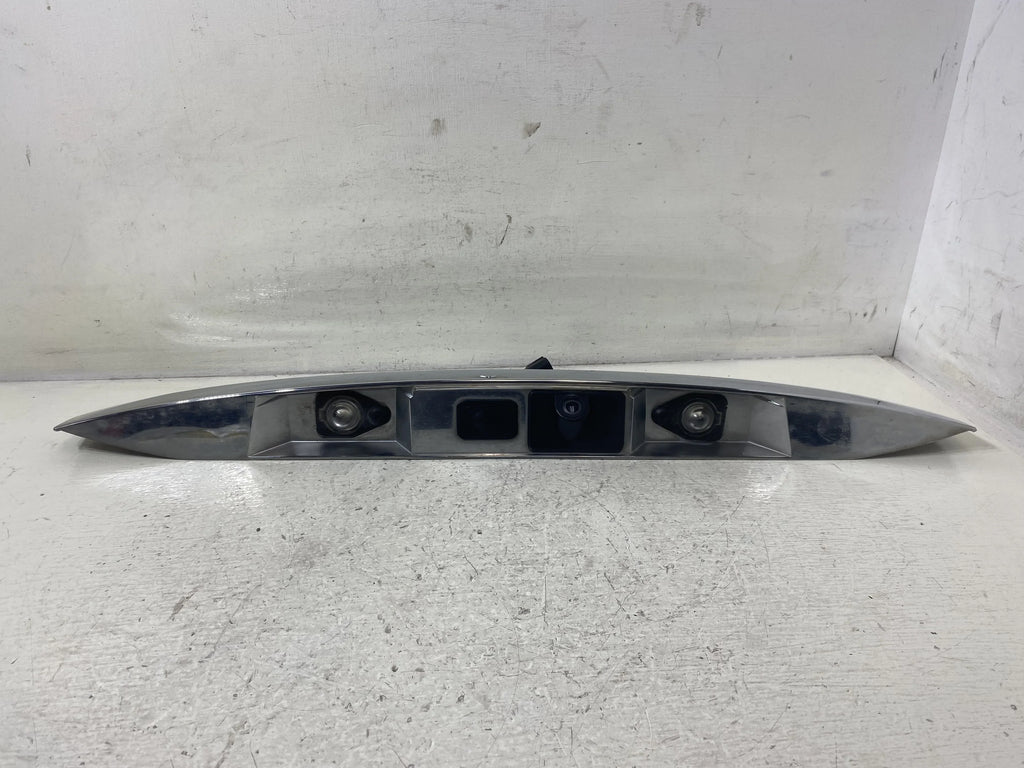 Pre-Owned 2011-2014 Ford Explorer License Housing Mount Rear View Camera   (Good)