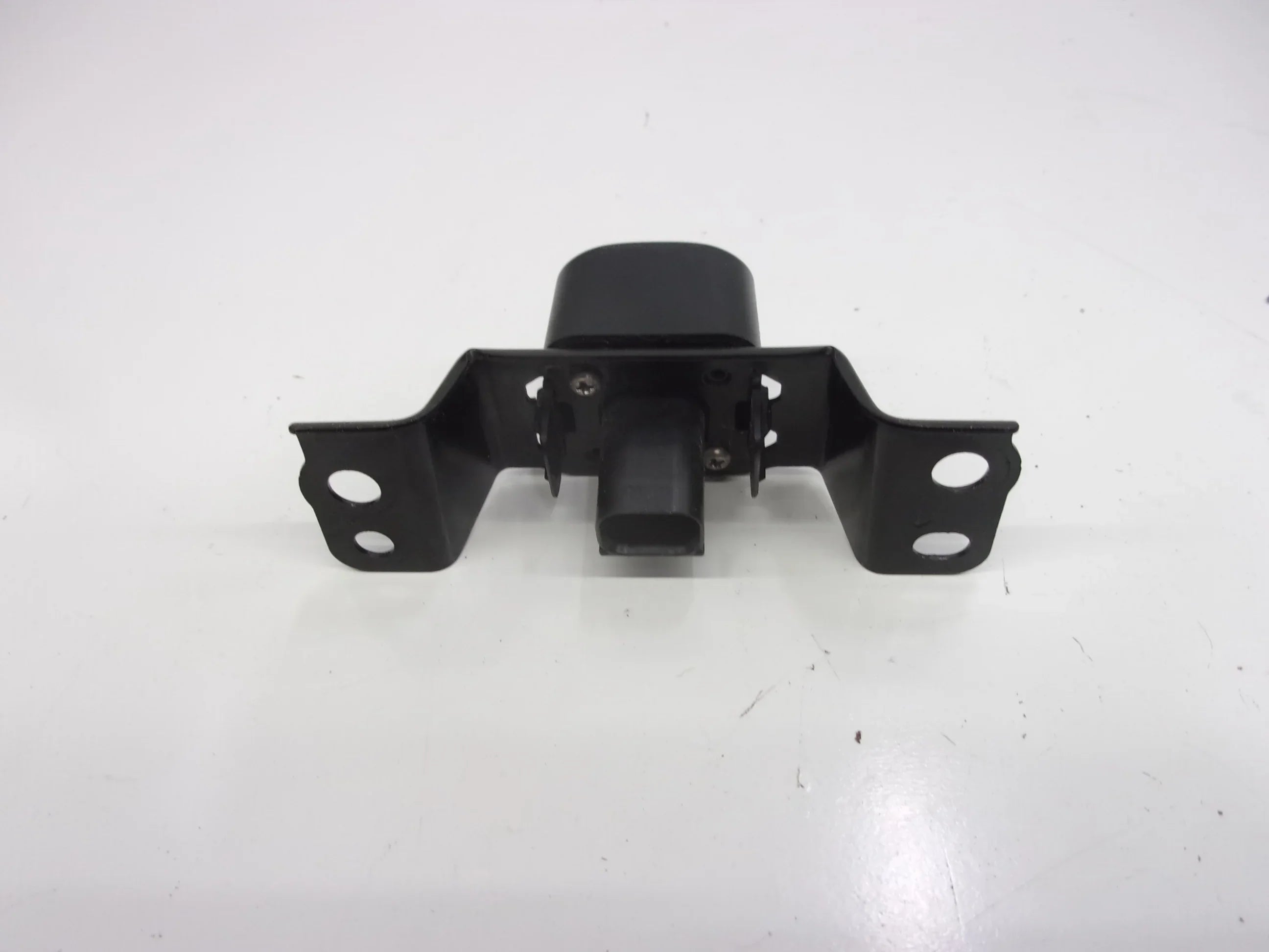 Pre-Owned 2017-2022 Toyota Highlander Grille Mtd Surround Front View Camera 867900E081  (Good)