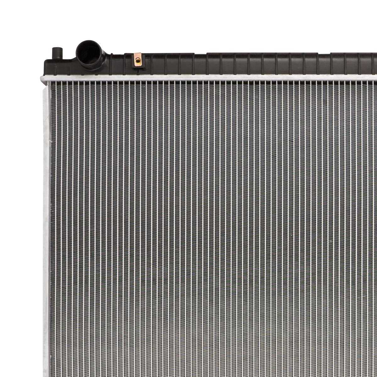 AutoShack Radiator Replacement for 1998-1999 Ford F-250 1998 1999 2000 2001 2002 2003 F-150 1999-2004 F-250 Super Duty F-350 Super Duty 2000-2005 Excursion 5.4L V8 4WD  RK801