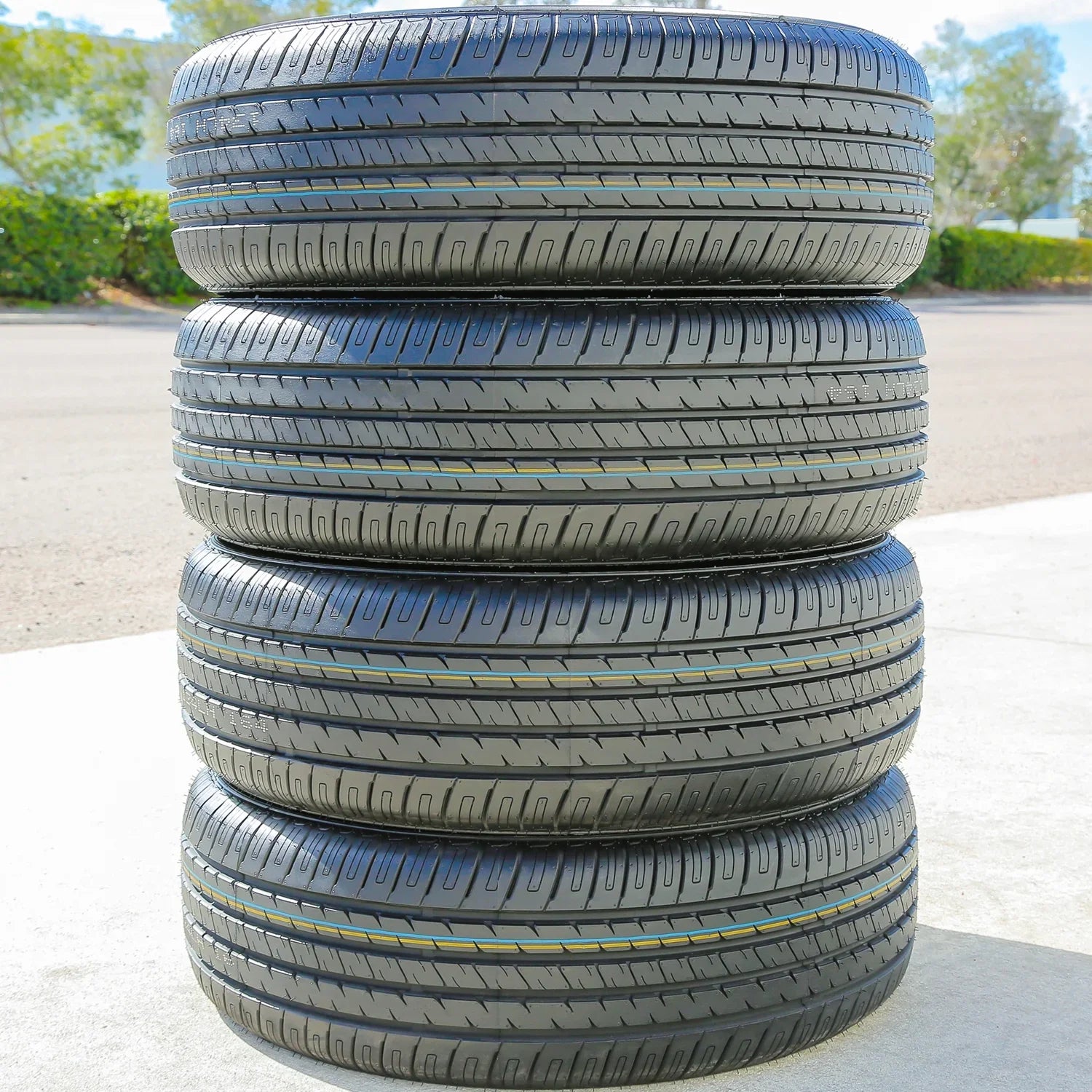 Armstrong Blu-Trac  215/65R17 99V A/S All Season Tire Fits: 2011-14 Ford Mustang Base, 2005-07 Chrysler 300 Touring