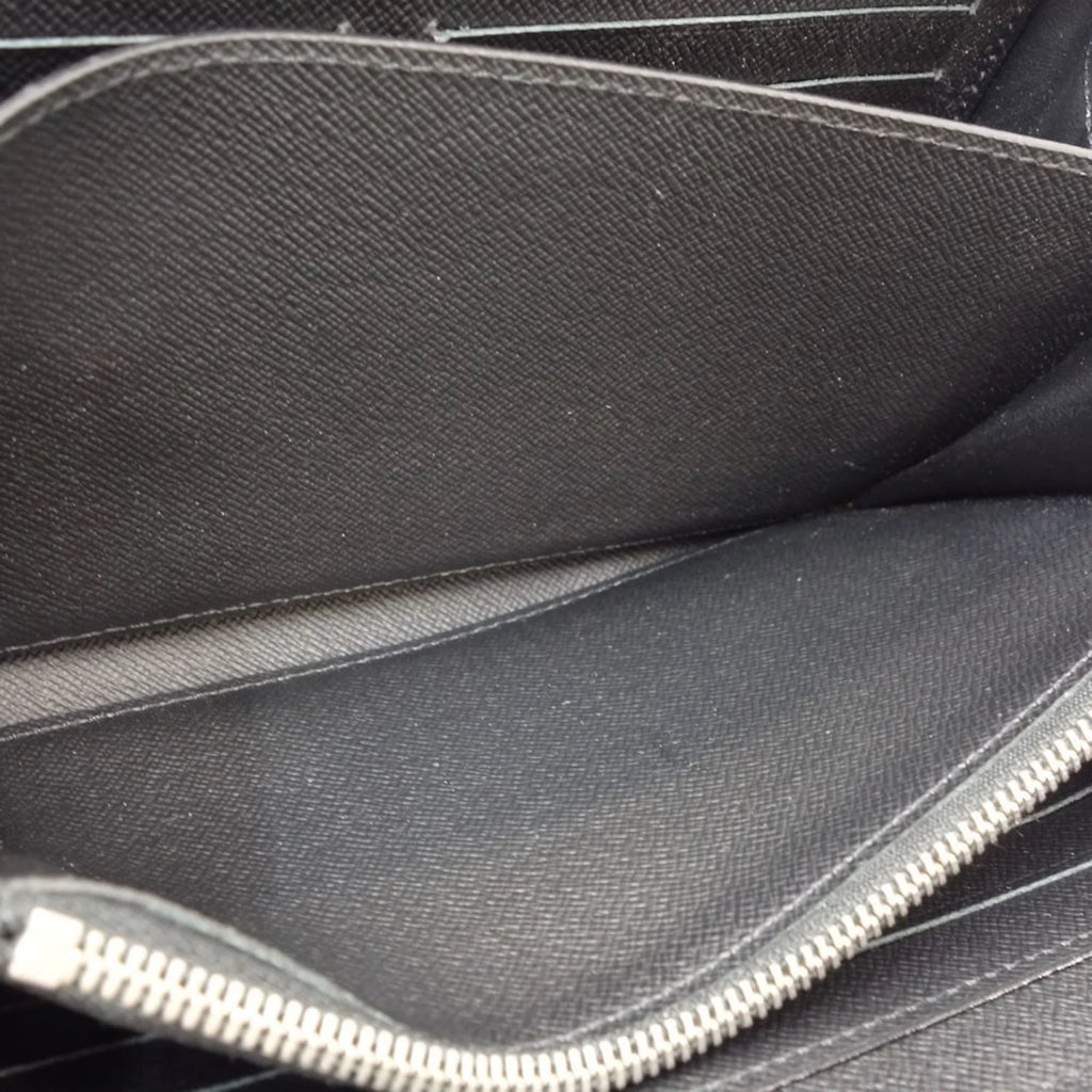 Pre-Owned Louis Vuitton Taiga   Zippy  M42097 Long Wallet Ardoise 083562 (Good)