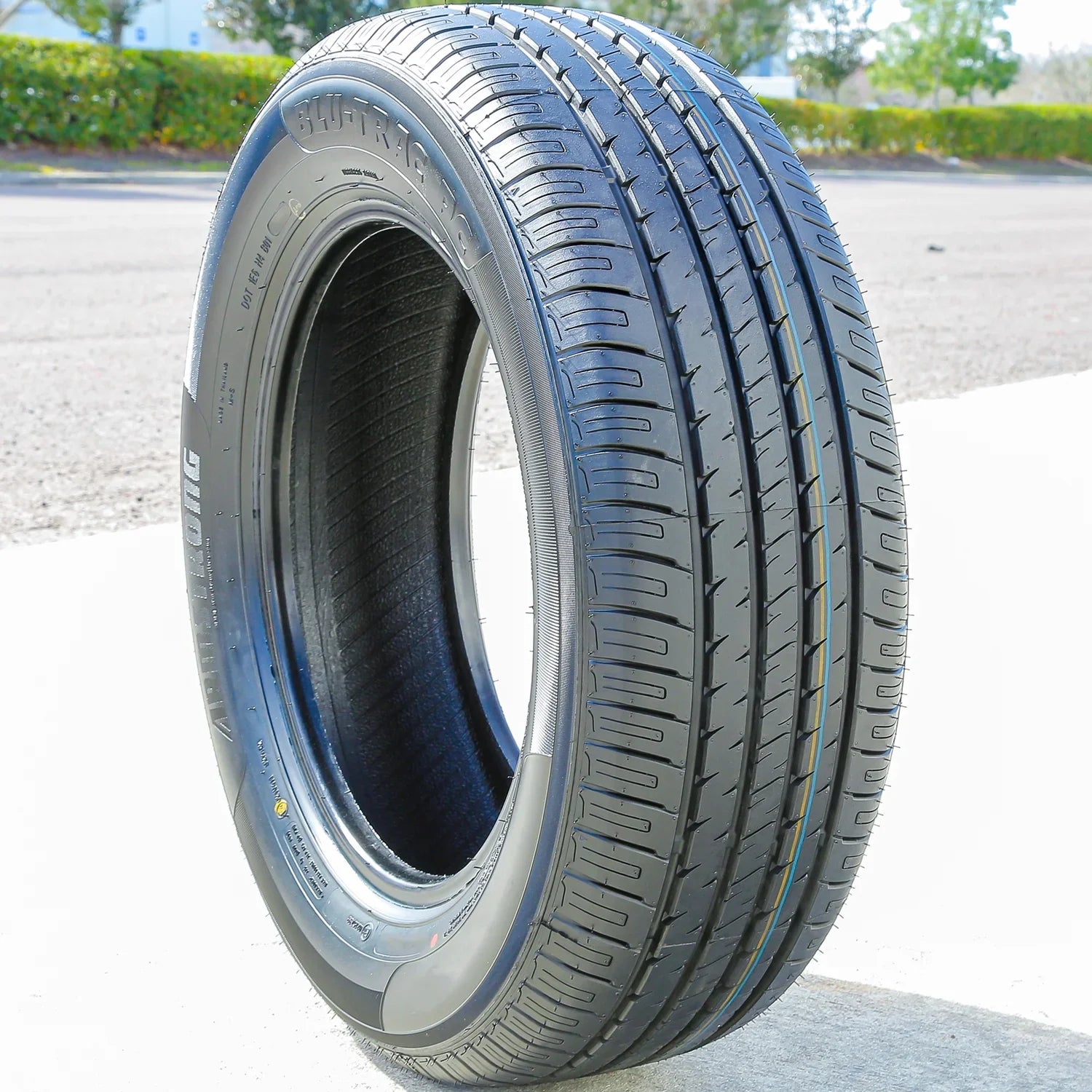 Armstrong Blu-Trac  215/65R17 99V A/S All Season Tire Fits: 2011-14 Ford Mustang Base, 2005-07 Chrysler 300 Touring