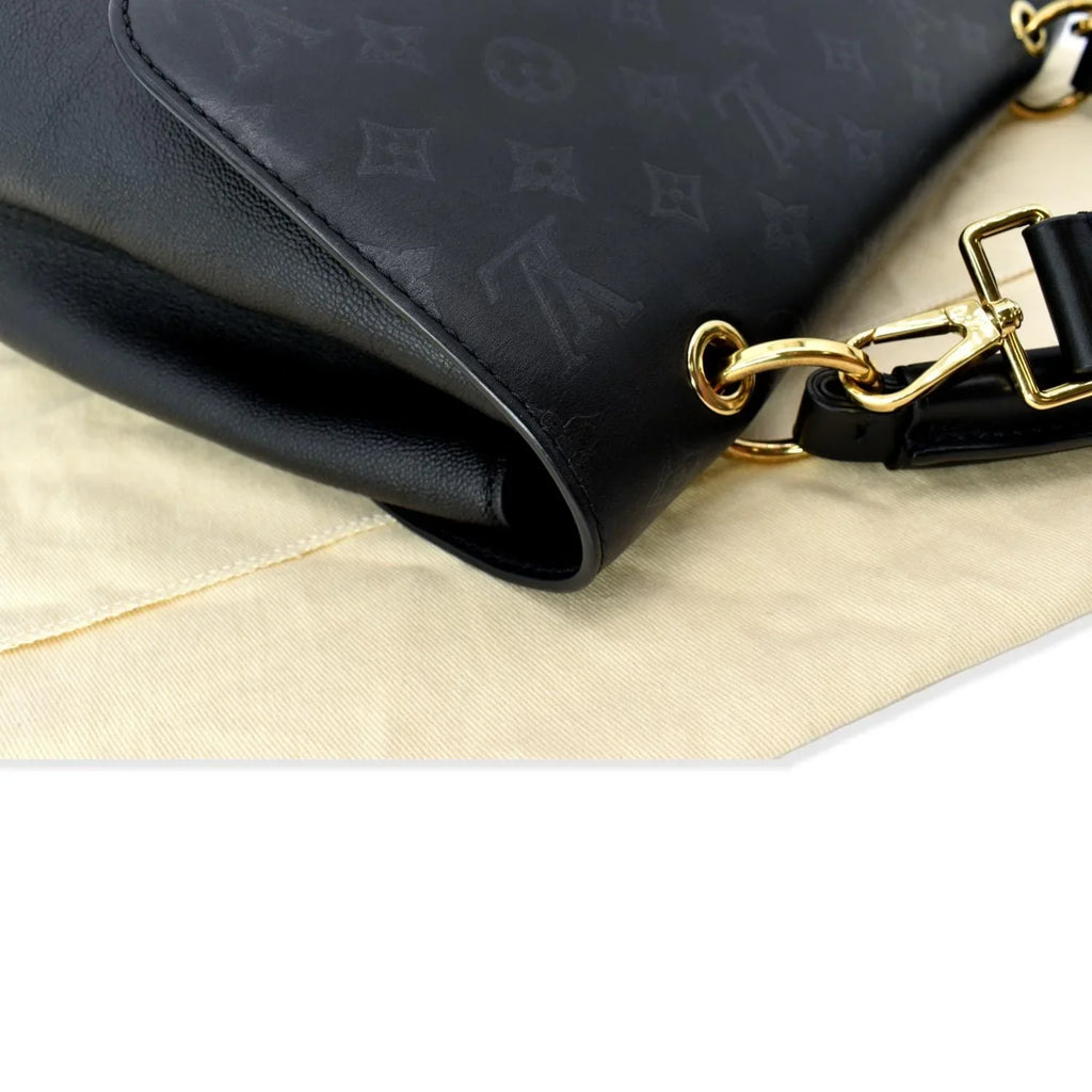 Pre-owned   Very One Handle Monogram Leather Shoulder Bag Black