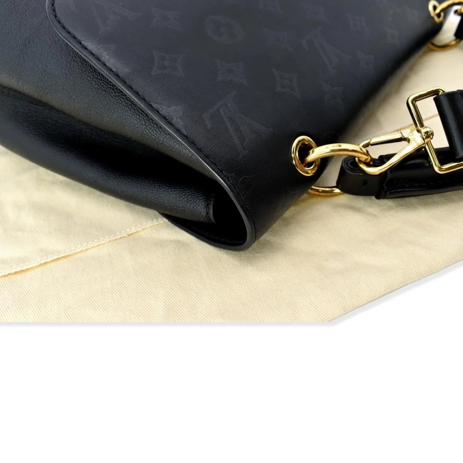 Pre-owned   Very One Handle Monogram Leather Shoulder Bag Black