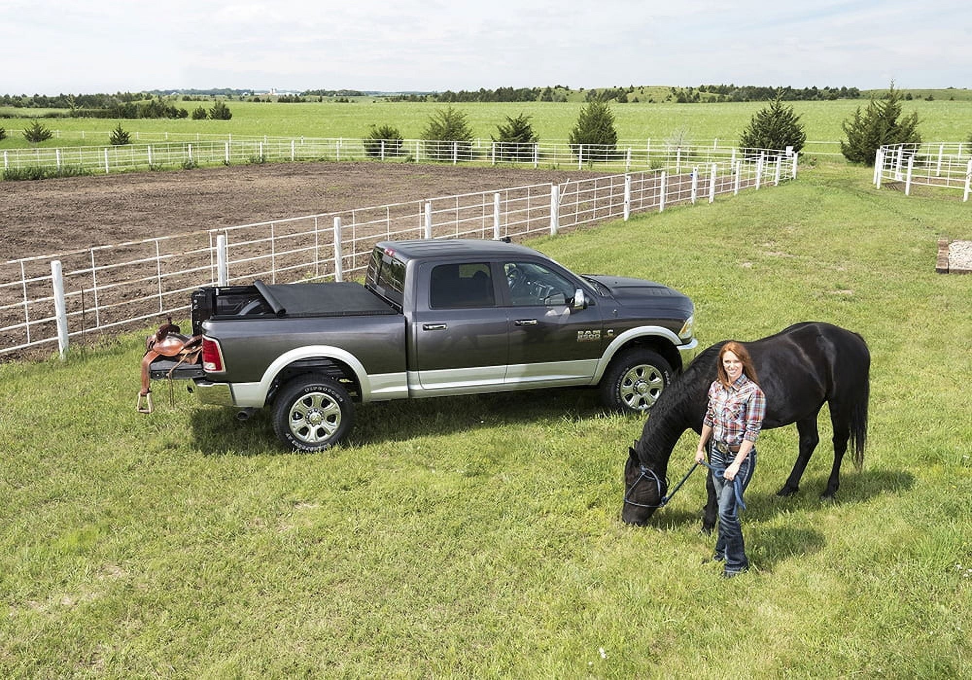 Truxedo Truxport Soft Roll Up Truck Bed Tonneau Cover | 281601 | Compatible with 1999-2006, 2007 Classic Chevy/ Silverado/Sierra 1500 8' Bed (96")