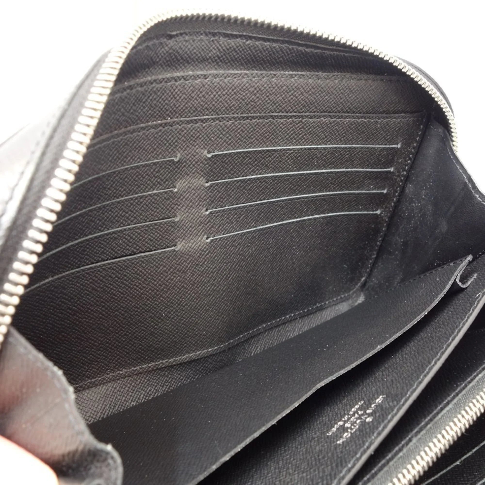 Pre-Owned Louis Vuitton Taiga   Zippy  M42097 Long Wallet Ardoise 083562 (Good)