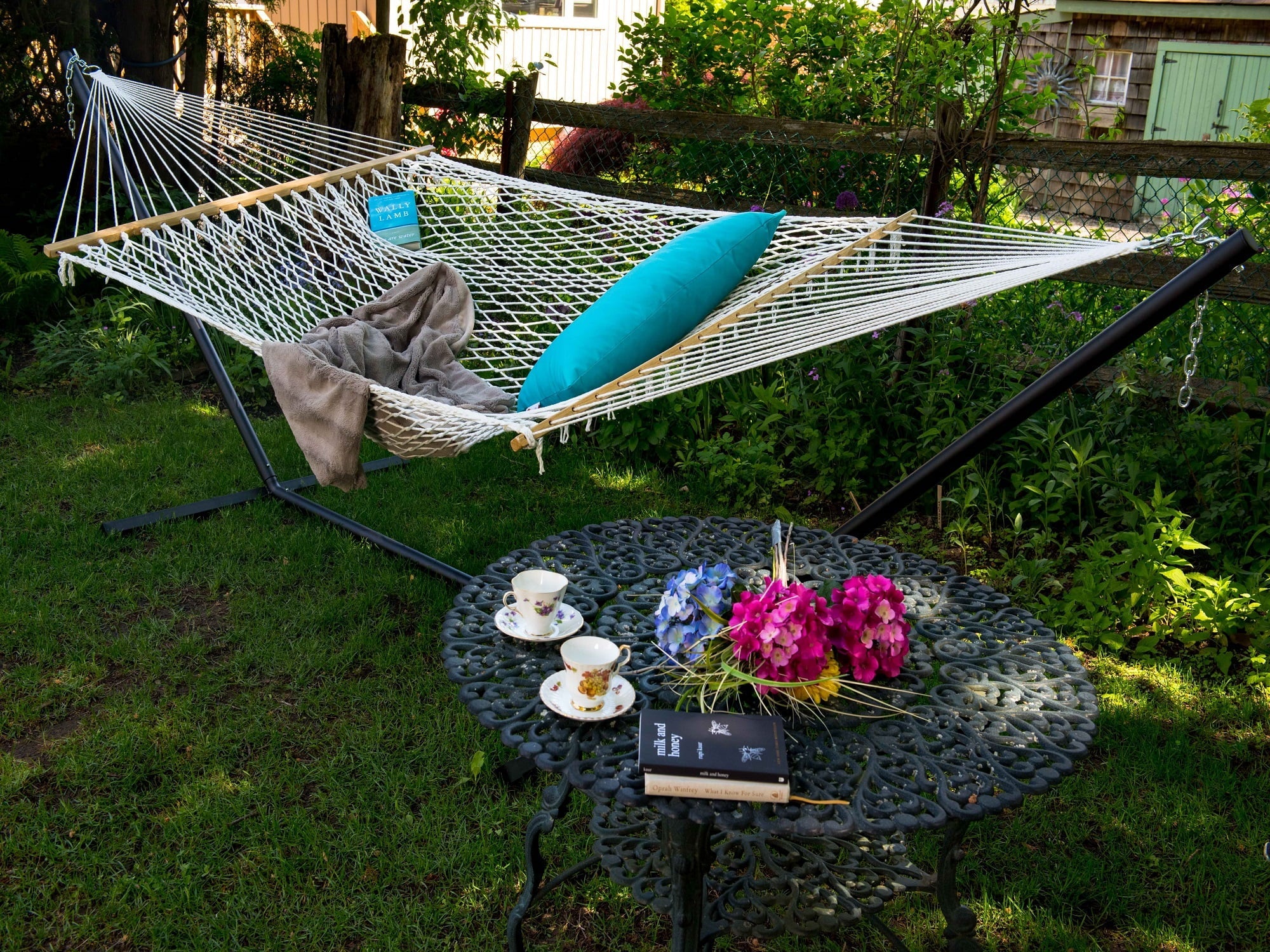 The Hamptons Collection 144” White Adjustable Two Person Cotton Rope Hammock