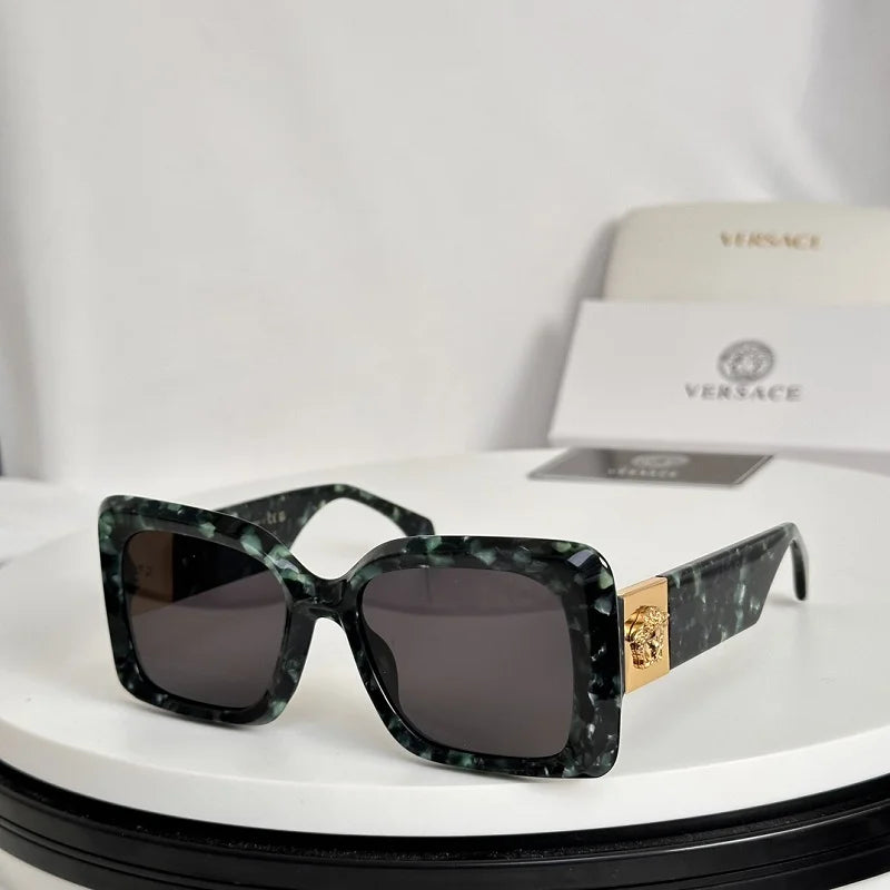 Versacce  4467 Unisex Sunglasses Dark green 54mm/19-145 Adult